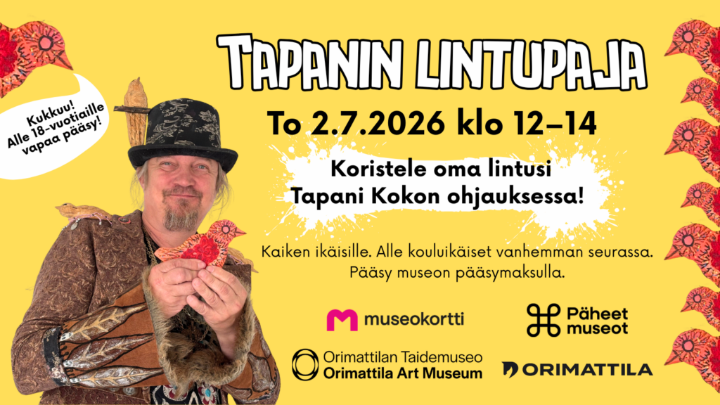 Näyttävästi pukeutunut mies pitelee puista lintua. Kuvassa on myös tekstiä ja logoja.